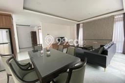 Ready to Use! Premium House LT 458m2 Desain Elegan di Dago Ready to Use! Premium House LT 458m2 Desain Elegan di Dago