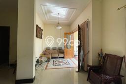 Jual Rumah Mewah Elegan Dengan View Cantik di Manyar, Surabaya Jual Rumah Mewah Elegan Dengan View Cantik di Manyar, Surabaya