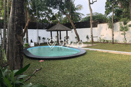 Sewa Rumah Nyaman LT 850m2 / LB 400m2 di Kemang, Jakarta Selatan Sewa Rumah Nyaman LT 850m2 / LB 400m2 di Kemang, Jakarta Selatan
