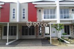 Rumah di Green Lake City, Dekat Mall, 4 KT Rumah di Green Lake City, Dekat Mall, 4 KT