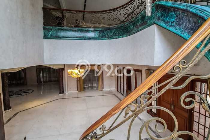 For Sale Rumah Elit Exclusive di Menteng, Jakarta Pusat For Sale Rumah Elit Exclusive di Menteng, Jakarta Pusat