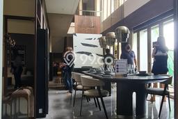 DIJUAL CEPAT! Rumah area Karang Tengah, Tangerang, LT 117m² LB 220m² HARGA NEGO! DIJUAL CEPAT! Rumah area Karang Tengah, Tangerang, LT 117m² LB 220m² HARGA NEGO!
