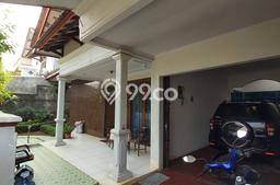 Ready to Use! Luxury House LT 300m2 Desain Elegan di Jaka Permai Ready to Use! Luxury House LT 300m2 Desain Elegan di Jaka Permai