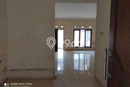 Rumah murah butuh renovasi di Tanahmas Rumah murah butuh renovasi di Tanahmas