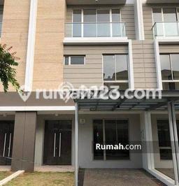 Rumah Mewah LB 158m2 Siap Pakai Desain Elegan di Pantai Indah Kapuk, Jakarta Utara Rumah Mewah LB 158m2 Siap Pakai Desain Elegan di Pantai Indah Kapuk, Jakarta Utara