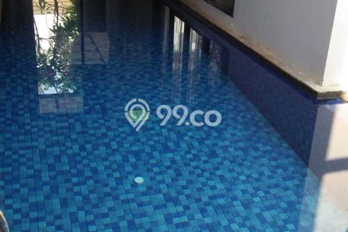 Rumah Elit Modern Tanpa Renovasi di Pejaten Jakarta Selatan Rumah Elit Modern Tanpa Renovasi di Pejaten Jakarta Selatan