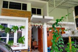 Rumah Mewah 4 KT 3 KM Akses Mudah di Colomadu, Solo Rumah Mewah 4 KT 3 KM Akses Mudah di Colomadu, Solo