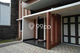Rumah Siap Pakai area , Bandung, Luas 153m2m² Bangunan 225m2m² Rumah Siap Pakai area , Bandung, Luas 153m2m² Bangunan 225m2m²