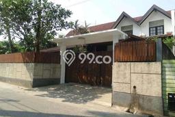 Dijual Rumah Premium dengan Fasilitas Sekitar Komplit di Cinere, Depok Dijual Rumah Premium dengan Fasilitas Sekitar Komplit di Cinere, Depok