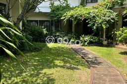 Rumah LT 2630m² di Kemang, Jakarta Selatan - Lokasi Strategis Rumah LT 2630m² di Kemang, Jakarta Selatan - Lokasi Strategis
