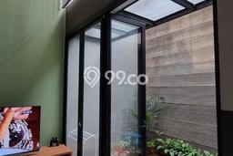 Hunian Nyaman 4 KT di Bintaro, Tangerang Selatan - Luas Tanah 194m² Hunian Nyaman 4 KT di Bintaro, Tangerang Selatan - Luas Tanah 194m²