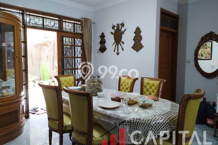 BEST CHOICE! Rumah di Astanaanyar, Luas 200m² Bangunan 350m² BEST CHOICE! Rumah di Astanaanyar, Luas 200m² Bangunan 350m²