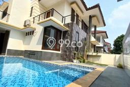 Hunian Elit LB 300m2 Siap Pakai Desain Elegan di Bintaro, Tangerang Selatan Hunian Elit LB 300m2 Siap Pakai Desain Elegan di Bintaro, Tangerang Selatan