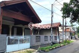 For Sale! Luxury House LT 275m2 Desain Elegan di Pondok Ranji For Sale! Luxury House LT 275m2 Desain Elegan di Pondok Ranji