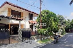 Rumah Eksklusif di Lebak Bulus, Jakarta Selatan, LT 1m² Bangunan 315m² Rumah Eksklusif di Lebak Bulus, Jakarta Selatan, LT 1m² Bangunan 315m²