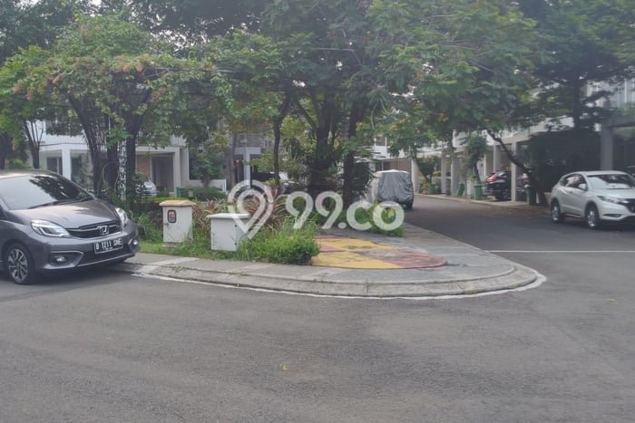 Rumah Mewah LB 166m2 Siap Pakai Desain Elegan di Ulujami, Jakarta Selatan Rumah Mewah LB 166m2 Siap Pakai Desain Elegan di Ulujami, Jakarta Selatan