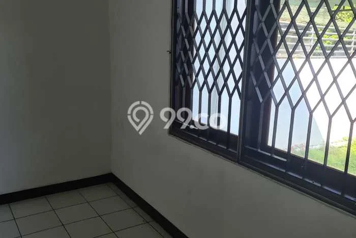 HARGA TERBAIK! Rumah area , 4 KT, Area Asri, LT 170m2m² LB 170m2m² HARGA TERBAIK! Rumah area , 4 KT, Area Asri, LT 170m2m² LB 170m2m²