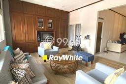 For Sale Rumah Elit Exclusive di Kebayoran Baru, Jakarta Selatan For Sale Rumah Elit Exclusive di Kebayoran Baru, Jakarta Selatan