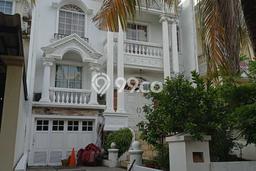 For Sale! Premium House LT 208m2 Desain Elegan di Pantai Indah Kapuk For Sale! Premium House LT 208m2 Desain Elegan di Pantai Indah Kapuk