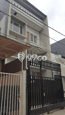 Rumah 7 KT 4 KM di Kawasan Taman Ratu, Jakarta Barat Rumah 7 KT 4 KM di Kawasan Taman Ratu, Jakarta Barat