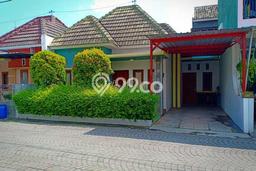 SPECIAL OFFER! Rumah area Colomadu, 2 KT, Lingkungan Asri, Luas 90m² Bangunan 50m² SPECIAL OFFER! Rumah area Colomadu, 2 KT, Lingkungan Asri, Luas 90m² Bangunan 50m²