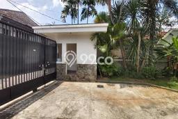 Disewakan Rumah Nyaman LT 1100m2 / LB 450m2 di Ampera, Jakarta Selatan Disewakan Rumah Nyaman LT 1100m2 / LB 450m2 di Ampera, Jakarta Selatan