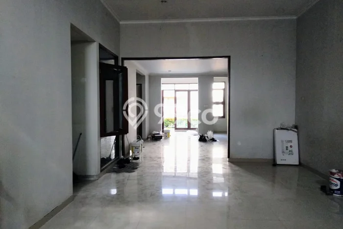 Rumah Modern 5 Kamar LT 162m2 di Buah Batu Rumah Modern 5 Kamar LT 162m2 di Buah Batu