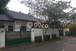 Rumah Luas Asri 3 KT Siap Pakai di BSD Tangerang Rumah Luas Asri 3 KT Siap Pakai di BSD Tangerang