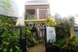 Rumah Modern 3 KT di Cibubur Jakarta Timur Rumah Modern 3 KT di Cibubur Jakarta Timur