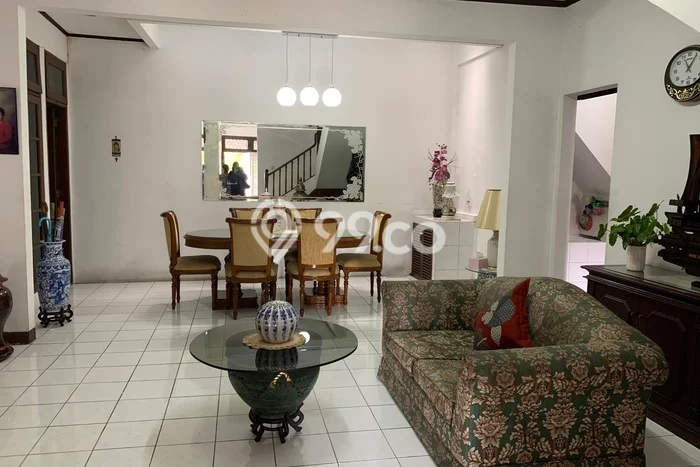 Rumah Mewah LB 200m2 Siap Pakai Desain Elegan di Rawamangun, Jakarta Timur Rumah Mewah LB 200m2 Siap Pakai Desain Elegan di Rawamangun, Jakarta Timur