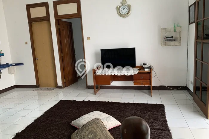 Rumah Mewah LB 200m2 Siap Pakai Desain Elegan di Rawamangun, Jakarta Timur Rumah Mewah LB 200m2 Siap Pakai Desain Elegan di Rawamangun, Jakarta Timur