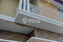 Lokasi strategis! Rumah siap pakai disewakan di Colomadu LB 105m2 Lokasi strategis! Rumah siap pakai disewakan di Colomadu LB 105m2