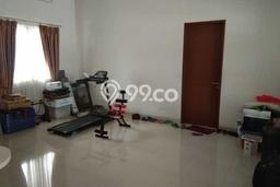 Jual Rumah Mewah Megah Dengan View Cantik di Rawamangun, Jakarta Timur Jual Rumah Mewah Megah Dengan View Cantik di Rawamangun, Jakarta Timur