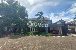 Rumah Nyaman 4 Kamar Lokasi Tenang di Bintaro, Jakarta Selatan Rumah Nyaman 4 Kamar Lokasi Tenang di Bintaro, Jakarta Selatan
