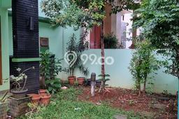 Rumah Elit LB 200m2 Siap Huni Desain Elegan di Kemang Pratama, Bekasi Rumah Elit LB 200m2 Siap Huni Desain Elegan di Kemang Pratama, Bekasi
