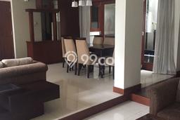 Rumah Disewakan Jakarta Selatan LT 150m2 LB 240m2 Area Cipete Rumah Disewakan Jakarta Selatan LT 150m2 LB 240m2 Area Cipete