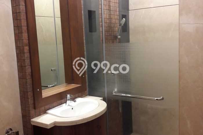 For Sale! Luxury House LT 494m2 Desain Elegan di Sayap Dago For Sale! Luxury House LT 494m2 Desain Elegan di Sayap Dago