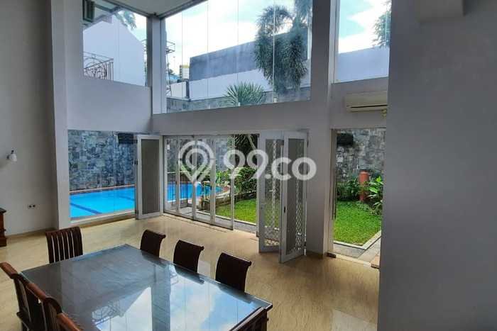 Ready to Use! Premium House LT 436m2 Desain Elegan di patra kuningan Ready to Use! Premium House LT 436m2 Desain Elegan di patra kuningan