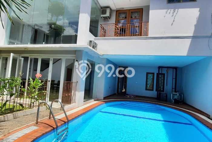 Ready to Use! Premium House LT 436m2 Desain Elegan di patra kuningan Ready to Use! Premium House LT 436m2 Desain Elegan di patra kuningan