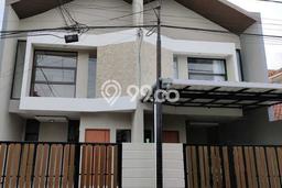 Rumah Luas Asri 3 KT Siap Pakai di Kopo Bandung Rumah Luas Asri 3 KT Siap Pakai di Kopo Bandung