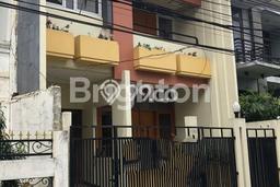 Rumah Ideal bagi Keluarga di Duri Kepa - 3 KT Rumah Ideal bagi Keluarga di Duri Kepa - 3 KT