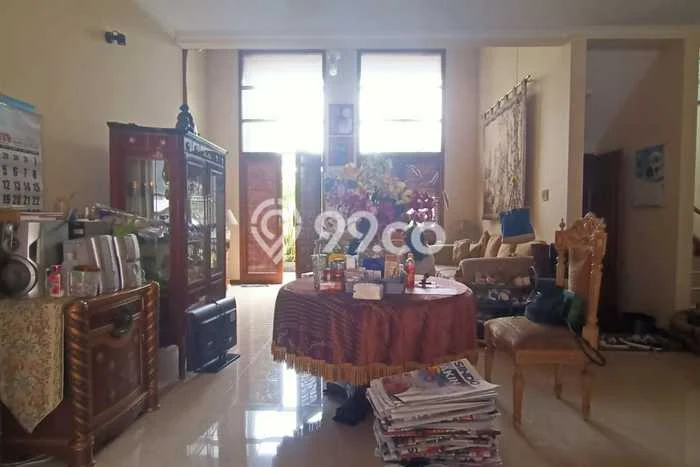 Hunian Mewah LB 380m2 Siap Huni Desain Elegan di Cirendeu, Jakarta Selatan Hunian Mewah LB 380m2 Siap Huni Desain Elegan di Cirendeu, Jakarta Selatan