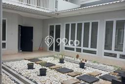 For Sale! Luxury House LT 300m2 Desain Elegan di BSD Giri Loka For Sale! Luxury House LT 300m2 Desain Elegan di BSD Giri Loka