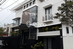 Hunian Mewah LB 425m2 Siap Pakai Desain Elegan di Kemang, Jakarta Selatan Hunian Mewah LB 425m2 Siap Pakai Desain Elegan di Kemang, Jakarta Selatan