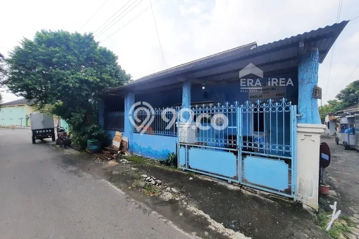 DIJUAL CEPAT! Rumah Modern di Jebres, Surakarta, Luas 108m² Bangunan 90m² NEGO! DIJUAL CEPAT! Rumah Modern di Jebres, Surakarta, Luas 108m² Bangunan 90m² NEGO!