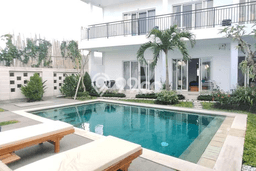 Jual Rumah Mewah Elegan Dengan View Cantik di Canggu, Badung Jual Rumah Mewah Elegan Dengan View Cantik di Canggu, Badung