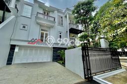 Rumah Mewah Siap Huni LT 330m2 di Kebayoran Baru, Jakarta Selatan Rumah Mewah Siap Huni LT 330m2 di Kebayoran Baru, Jakarta Selatan