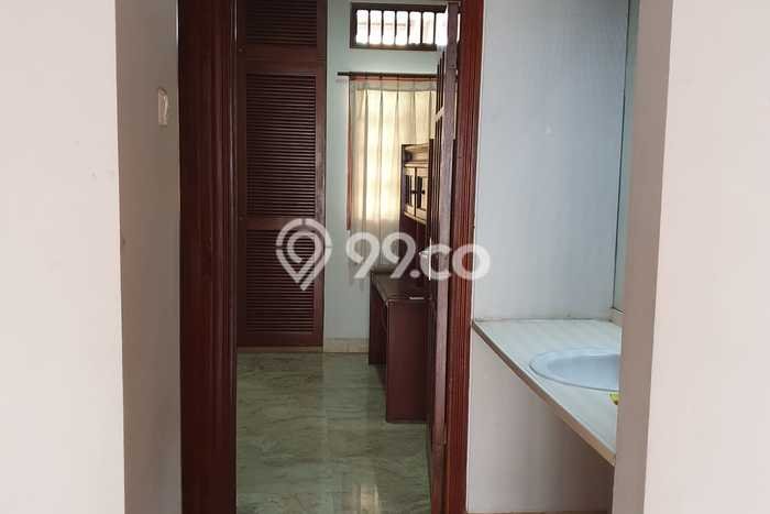 Siap Huni Rumah Mewah 4 Kamar di Kebon Jeruk Dekat ke Mana Pun Siap Huni Rumah Mewah 4 Kamar di Kebon Jeruk Dekat ke Mana Pun