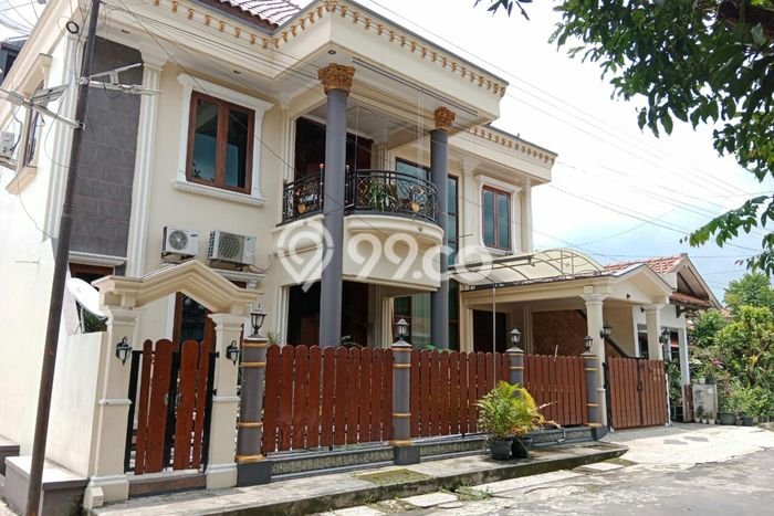 For Sale! Premium House LT 220m2 Desain Elegan di Kartosuro For Sale! Premium House LT 220m2 Desain Elegan di Kartosuro