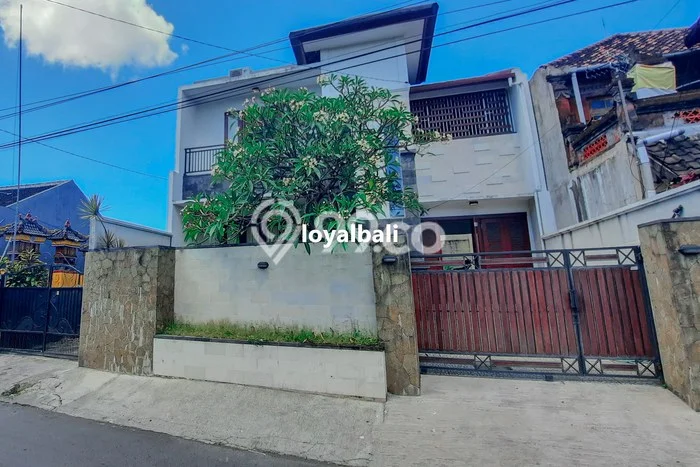 Rumah sewa siap huni 3 Kamar Tidur di Sesetan, Denpasar Rumah sewa siap huni 3 Kamar Tidur di Sesetan, Denpasar